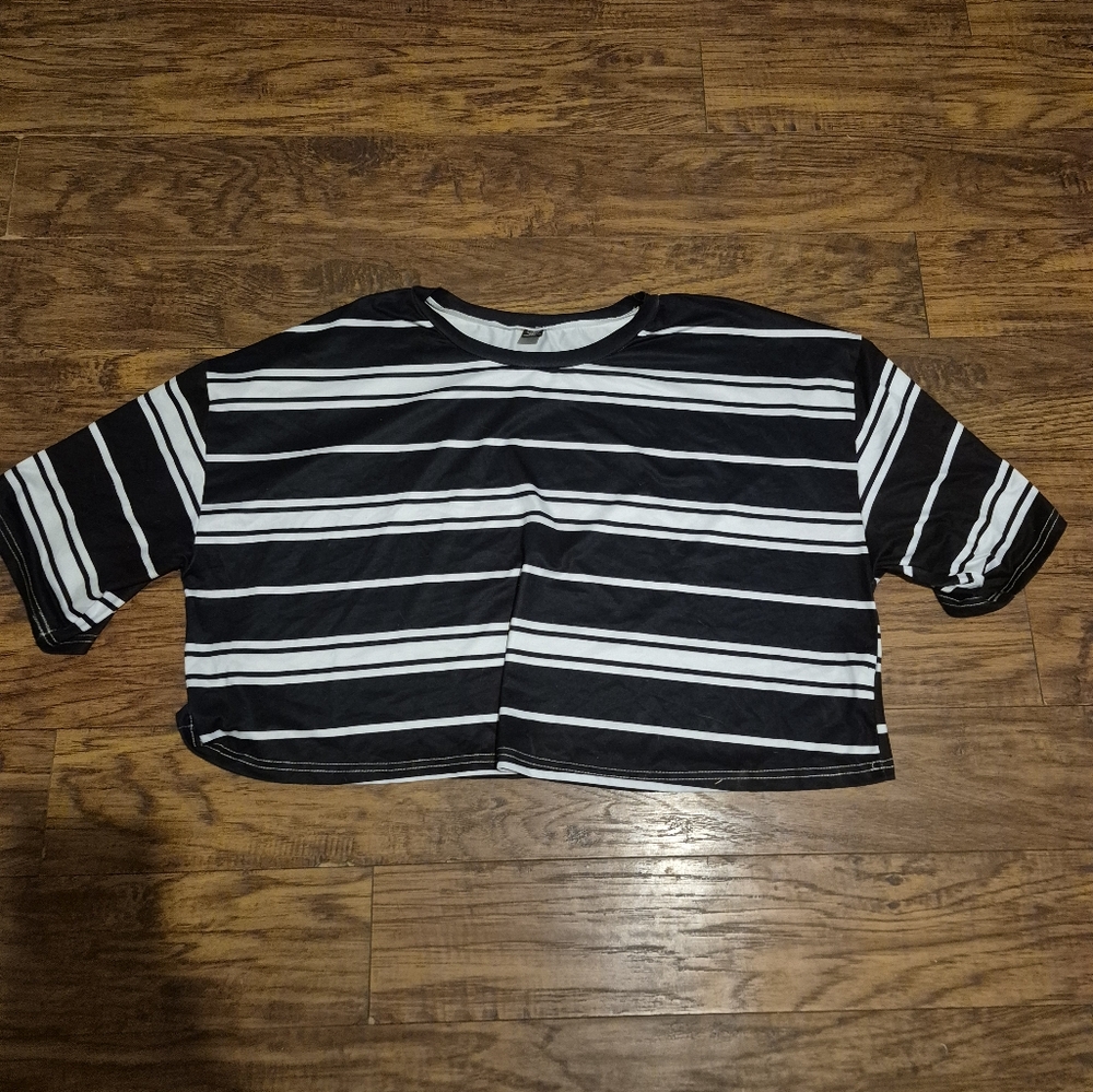 SHEIN Black and White Striped Jumpsuit with Long Sleeves